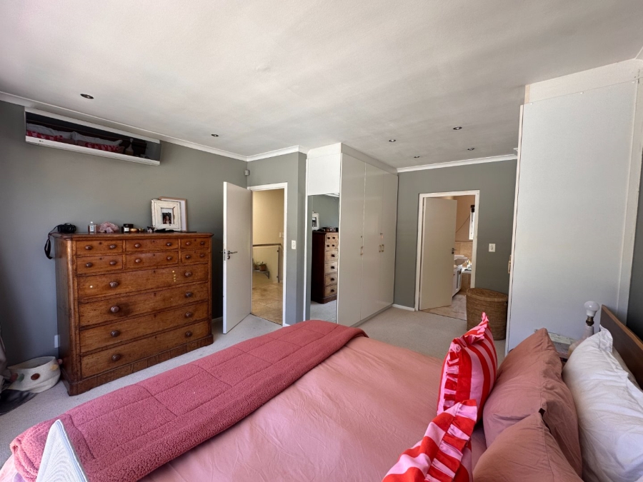 4 Bedroom Property for Sale in Higgovale Western Cape